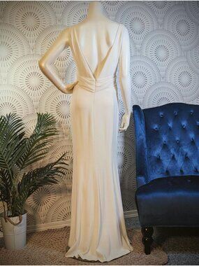 1990's Stunning Low Back Wedding Dress - Women's Size 10/M